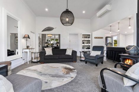 Photo of property in 63 Dublin Street, Martinborough, 5711