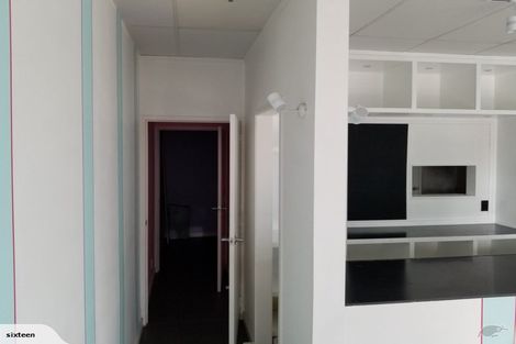 Photo of property in 4/80 Gunner Drive, Te Atatu Peninsula, Auckland, 0610