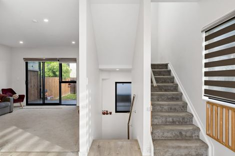 Photo of property in 9 Paina Crescent, Massey, Auckland, 0614