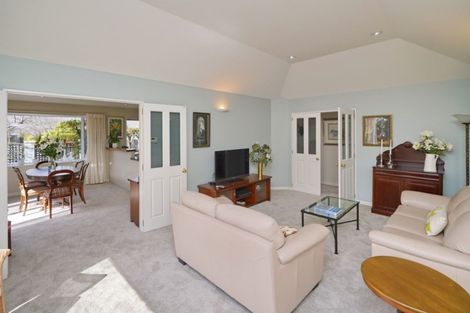 Photo of property in 2/7 Kelson Lane, Ilam, Christchurch, 8041