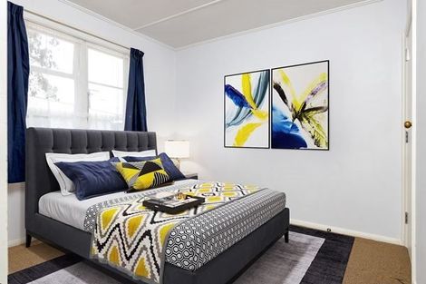 Photo of property in 3 Bird Grove, Stokes Valley, Lower Hutt, 5019