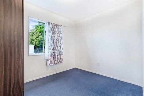 Photo of property in 22 Styca Place, Sunnyvale, Auckland, 0612