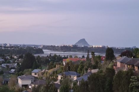 Photo of property in 85 Oteki Park Drive, Welcome Bay, Tauranga, 3112