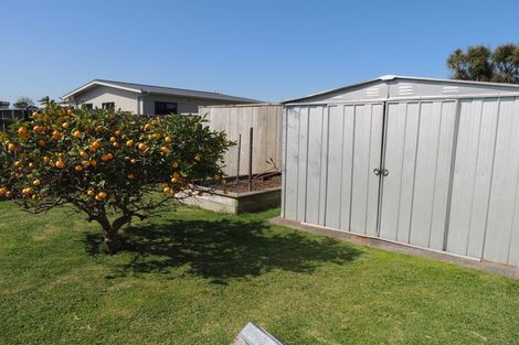 Photo of property in 7 Parfitt Place, Ngatea, 3503