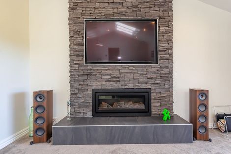 Photo of property in 30 Bavaria Drive, Rolleston, 7614