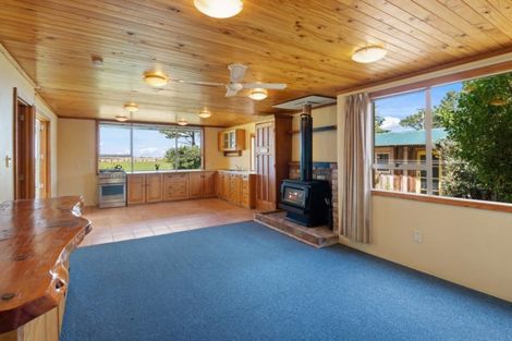 Photo of property in 6 Chamberlain Avenue, Amberley, 7481