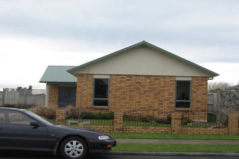 Photo of property in 12 Aldona Place, Fairview Downs, Hamilton, 3214