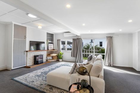 Photo of property in 7 Lowther Street, Whanganui, 4500