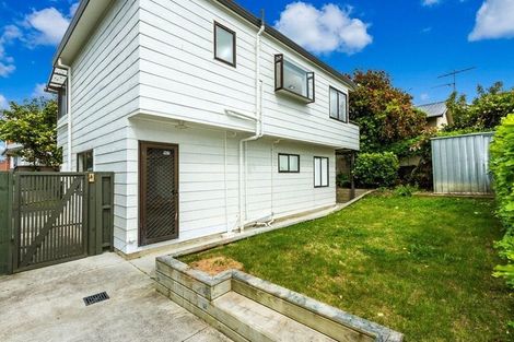 Photo of property in 2/6 Evan Street, Belmont, Auckland, 0622