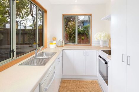 Photo of property in 1/21 Bishop Street, St Albans, Christchurch, 8014