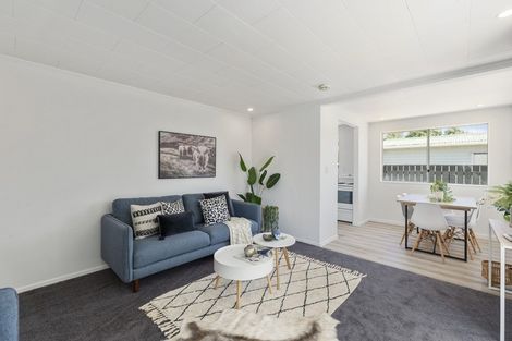 Photo of property in 64a Te Rauparaha Street, Otaki, 5512