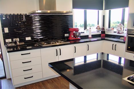 Photo of property in 105 Muir Road, Te Awamutu, 3879