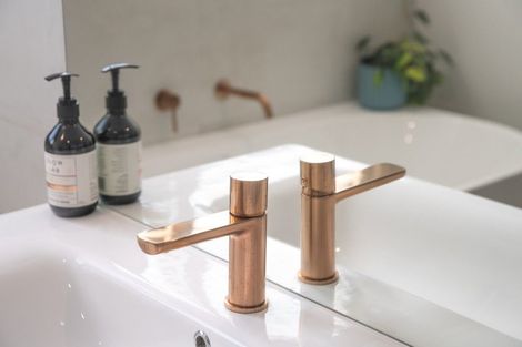 Photo of property in 51a Elizabeth Street, Waikanae, 5036