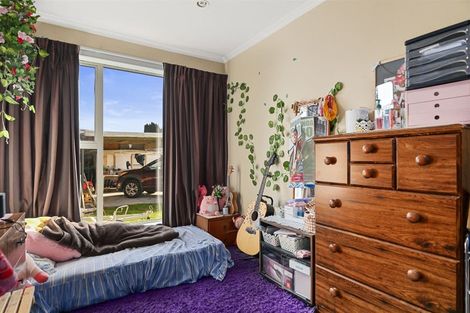 Photo of property in 41 Burnside Crescent, Burnside, Christchurch, 8053
