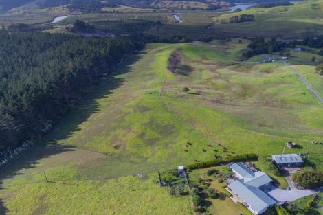 Photo of property in 127a Oruawharo Road, Topuni, Wellsford, 0975
