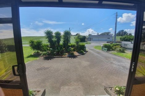 Photo of property in 50 Egmont Road, Waiwhakaiho, New Plymouth, 4312