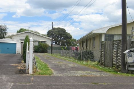 Photo of property in 15 Kenderdine Road, Papatoetoe, Auckland, 2025