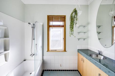 Photo of property in 2 Carnell Street, Napier South, Napier, 4110