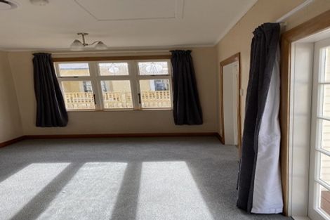 Photo of property in 37 Bristol Square, Hutt Central, Lower Hutt, 5010