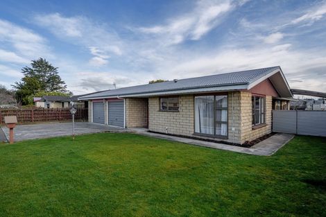 Photo of property in 74 Mackenzie Street, Winton, 9720