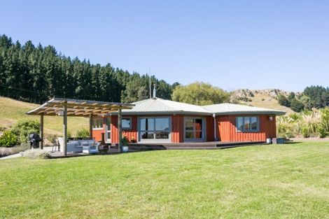 Photo of property in 800 Maraetotara Road, Maraetotara, Havelock North, 4294