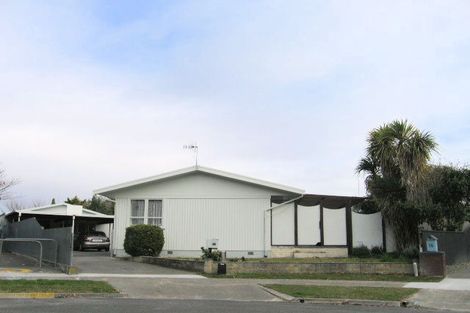 Photo of property in 18 Saint Pauls Place, Tamatea, Napier, 4112