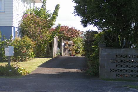 Photo of property in 1/110 Forrest Hill Road, Forrest Hill, Auckland, 0620