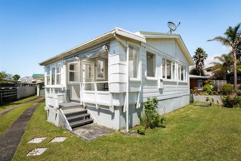 Photo of property in 6 Otto Road, Waihi Beach, 3611