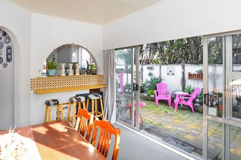 Photo of property in 105 Park Road South, Akina, Hastings, 4122