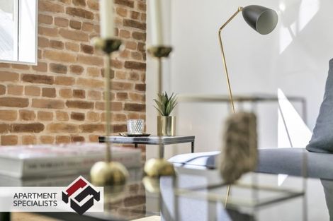 Photo of property in 6 Victoria Street, Hawera, 4610