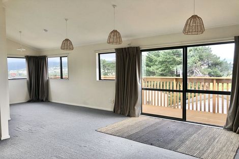 Photo of property in 24 Morere Street, Titahi Bay, Porirua, 5022