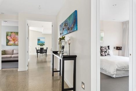 Photo of property in 15 Kewai Street, Omaha, 0986