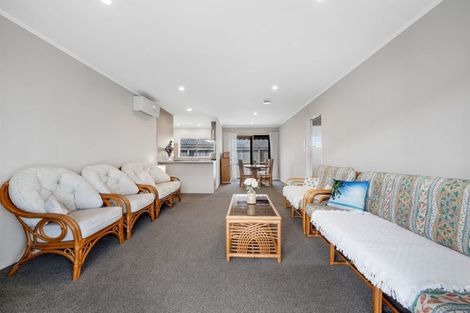 Photo of property in 1/78 Prince Regent Drive, Half Moon Bay, Auckland, 2012