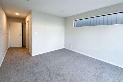 Photo of property in 14c Serjeant Street, Henderson, Auckland, 0612