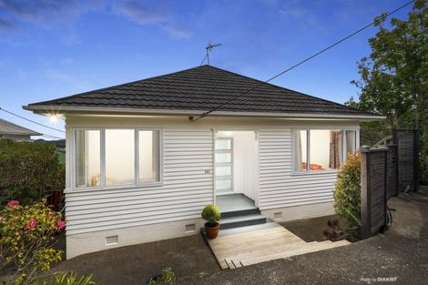 Photo of property in 141 Nevay Road, Miramar, Wellington, 6022