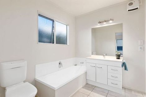 Photo of property in 492b Hibiscus Coast Highway, Orewa, 0931