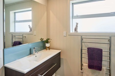 Photo of property in 3 Pacific View, Whitby, Porirua, 5024