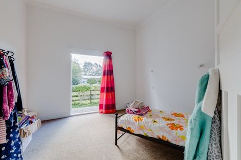 Photo of property in 37 Newman Road, Eketahuna, 4900