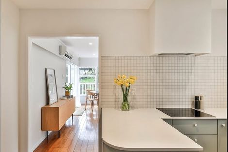 Photo of property in 257 Titirangi Road, Titirangi, Auckland, 0604