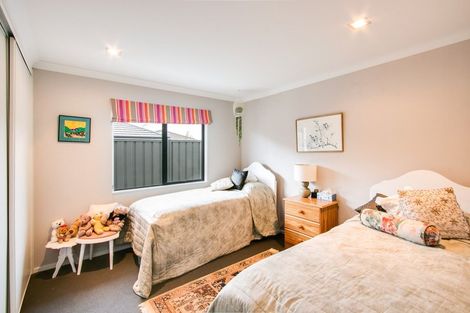 Photo of property in 9 Pacific Avenue, Poraiti, Napier, 4112