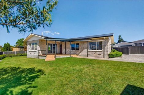 Photo of property in 16 Brookvale Road, Havelock North, 4130