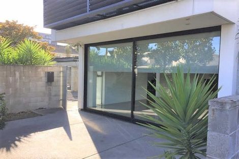 Photo of property in 1 Millbank Lane, Merivale, Christchurch, 8014