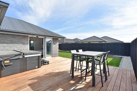 Photo of property in 13 Higgins Street, Woodend, 7610