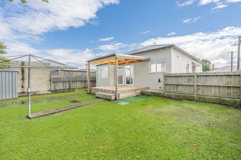 Photo of property in 98 Fawcett Street, South Dunedin, Dunedin, 9012