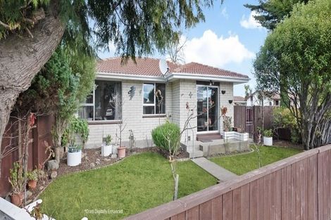 Photo of property in 1/47 Kawau Crescent, Bromley, Christchurch, 8062