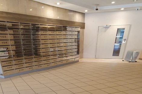 Photo of property in Orange Apartments/victoria Centr, 810/169 The Terrace, Wellington Central, Wellington, 6011