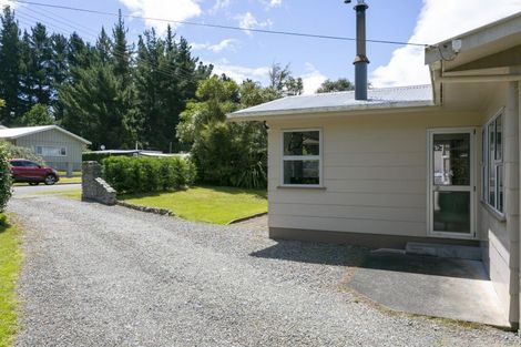 Photo of property in 39 Te Herekiekie Street, Turangi, 3334