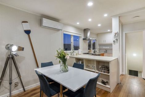 Photo of property in 1/25 Creamer Avenue, Belmont, Auckland, 0622