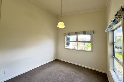 Photo of property in 50a Signal Street, Foxton Beach, Foxton, 4815