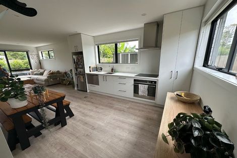 Photo of property in 7/12 Enderby Drive, Te Atatu Peninsula, Auckland, 0610